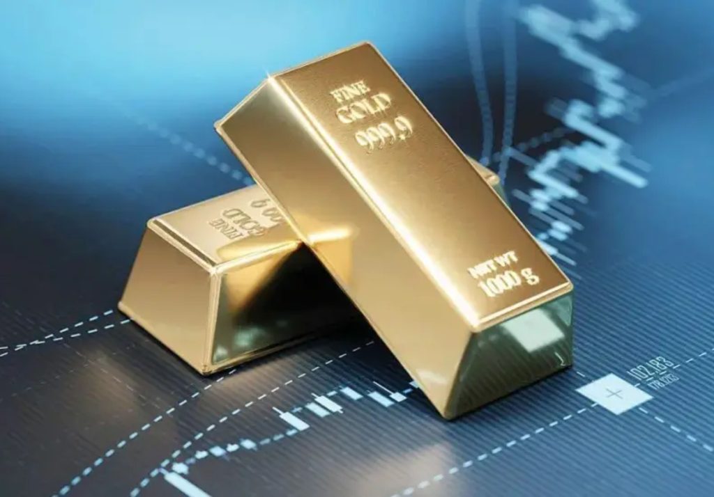 Gold vs. Digital Gold: Which is the better hedge today